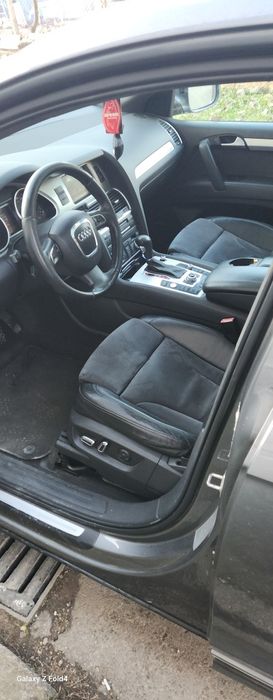 Ауди Ку7 Audi Q7
