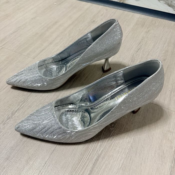 Туфли блестящие серебро