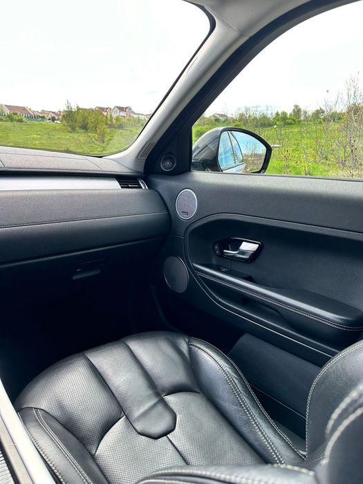 Land Rover - range rover evoque