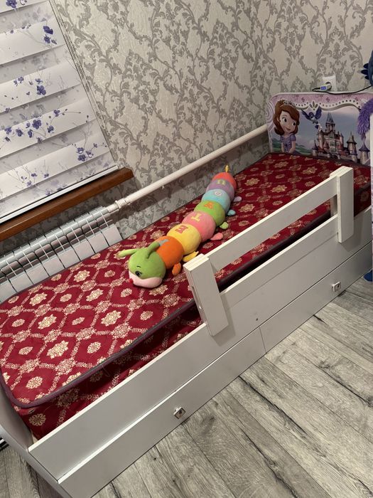 Продам кровать