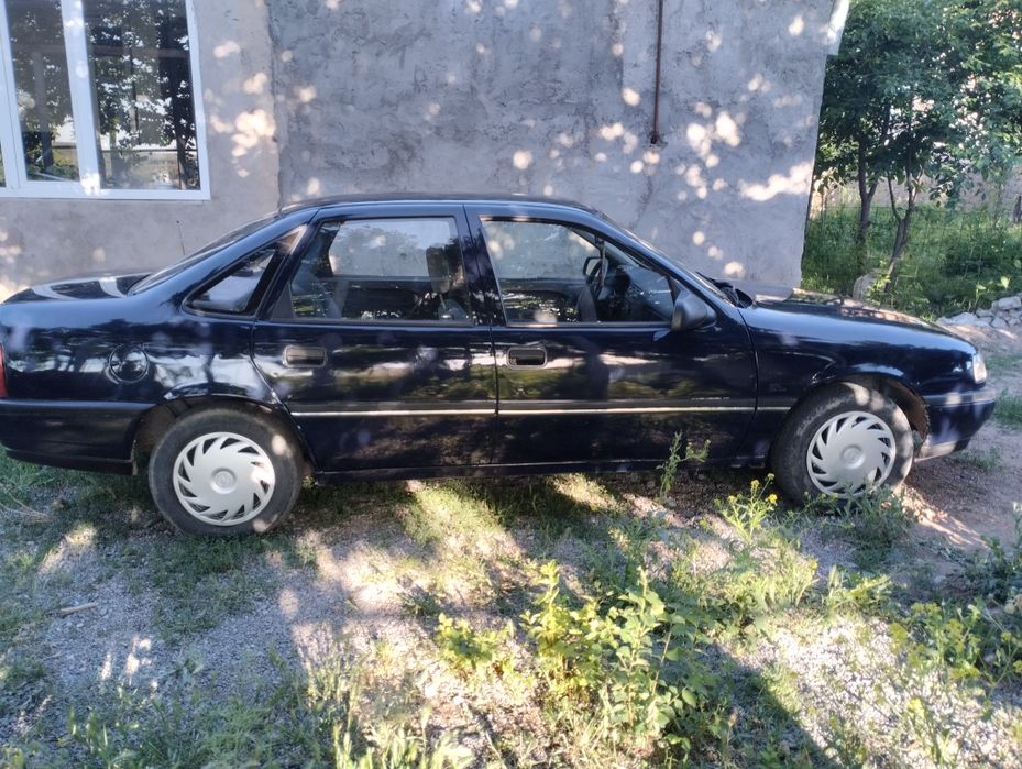 Опель вектра сатылады жылы 1990