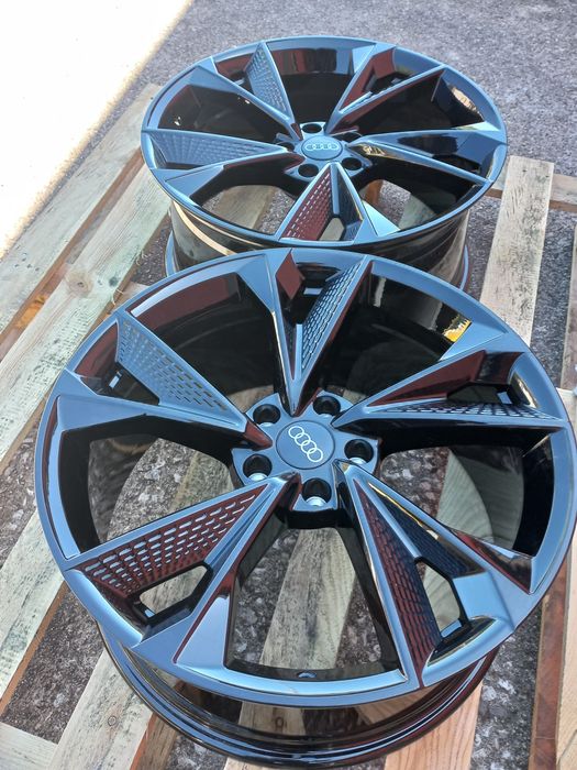 19"Audi Rs 8.5ж ет29 А4 А5 А6 А7 А8 Q3 Q5 Piano Black  Чисто Нови