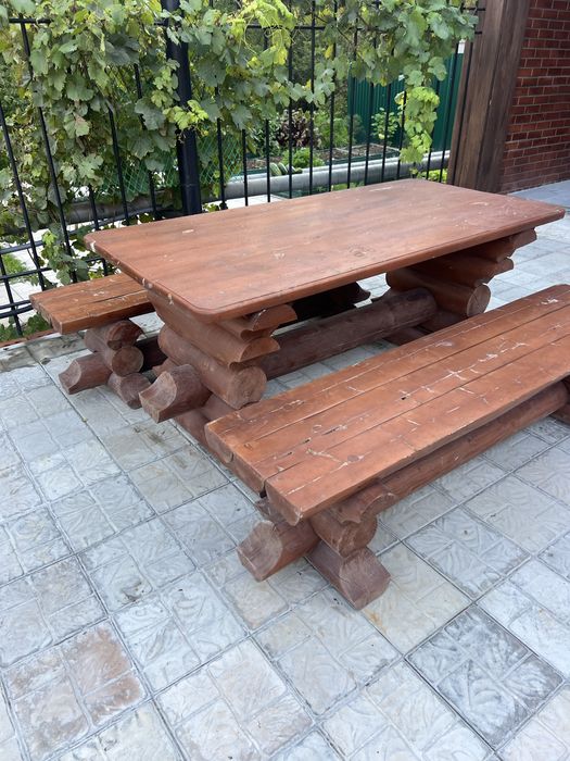 Продам стол из бруса