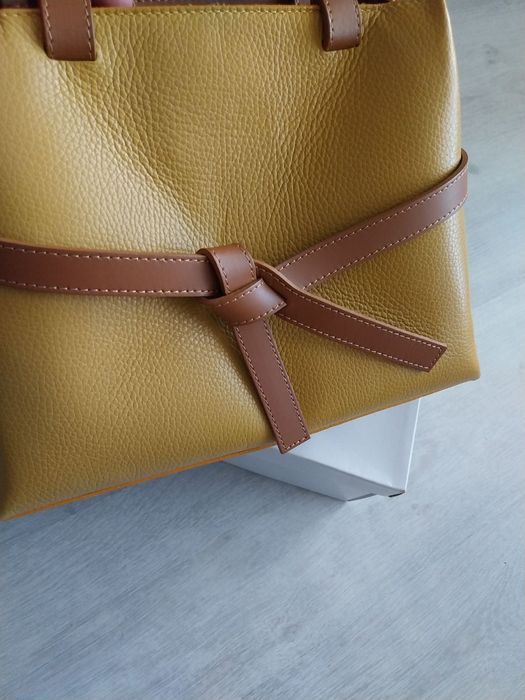 Чанта естествена кожа цвят горчица