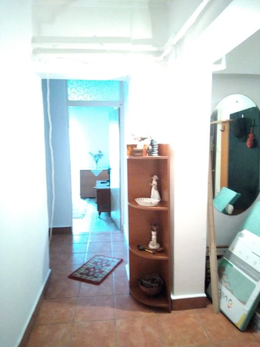 Vand apartament centru vechi targoviste