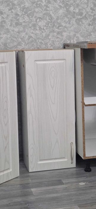 кухонный гарнитур продам