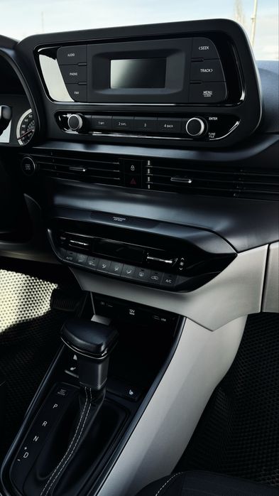 Продам Hyundai i20 2023