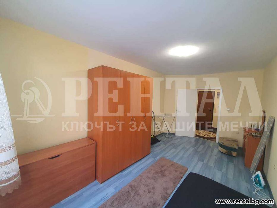 Продава се Тристаен апартамент в Пловдив, Кючук Париж - 97 кв.м за 1753 €/кв.м - Снимка #8