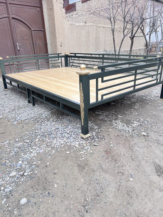 Xar xil turdagi Karavatlar