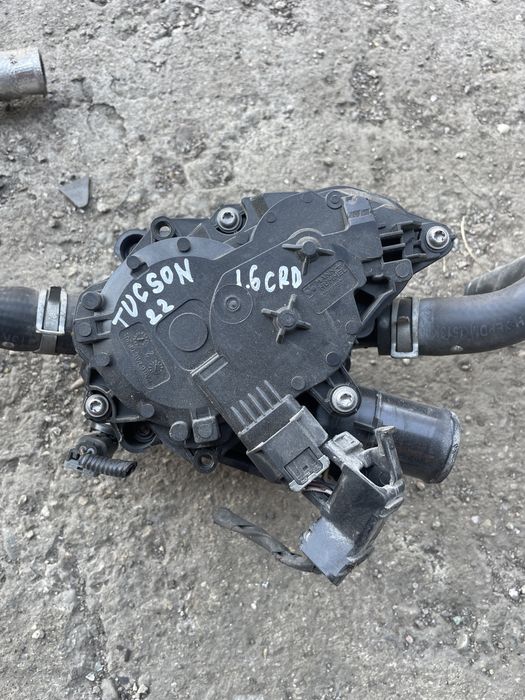 Термостат корпус от Hyundai Tucson 1.6CRDI