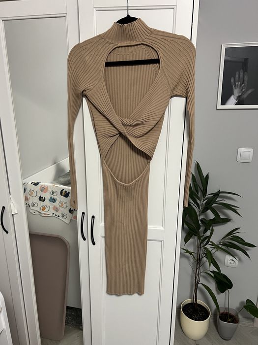 Рокля от плетиво Guess