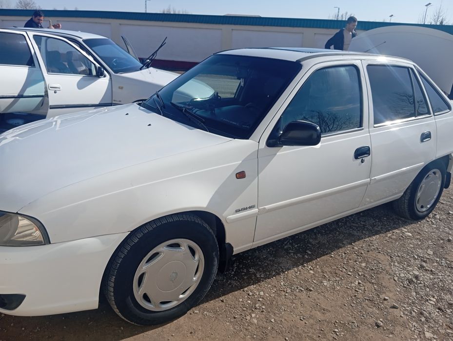 Nexia 2. 1.6 super kansaner