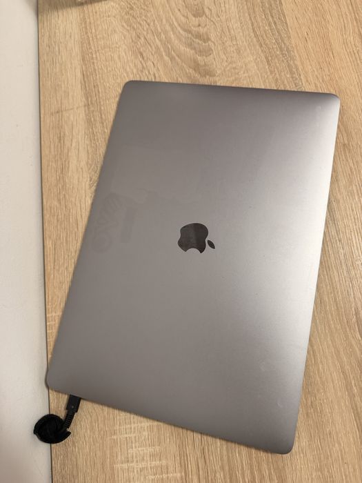 Mcbook Pro 15 16 gb ram 512 gb