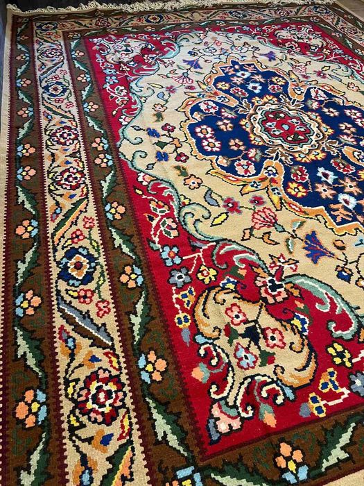 Котленски килими  автентични