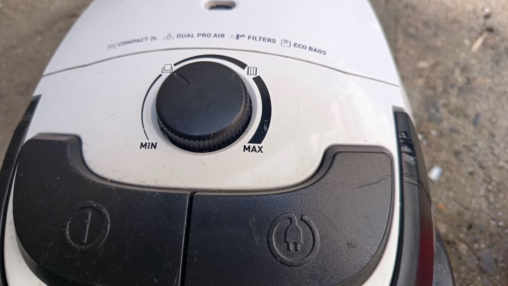 Прахосмукачка Polo mini 2L /3000