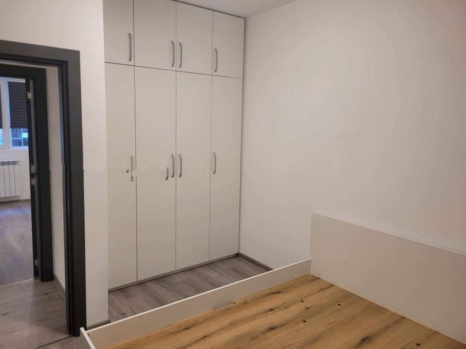 Дава се под наем Тристаен апартамент в София, Център - 62 кв.м за 796.62 € - Снимка #5