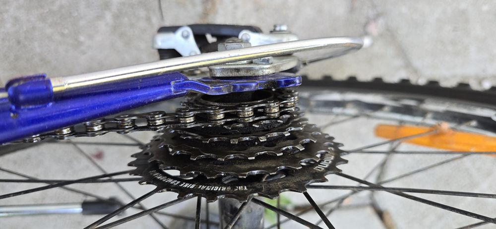 Юношеско/детско Колело велосипед 24" Cross, 18 скорости