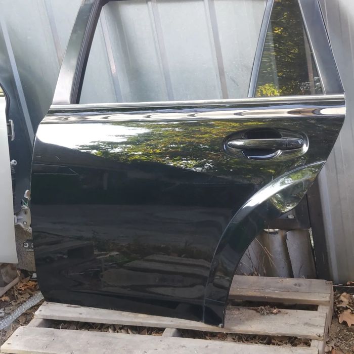 Двери на Subaru Outback BR