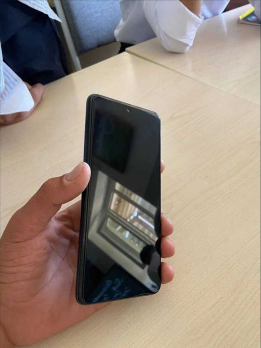 Продам дёшево телефон Poco x3 pro