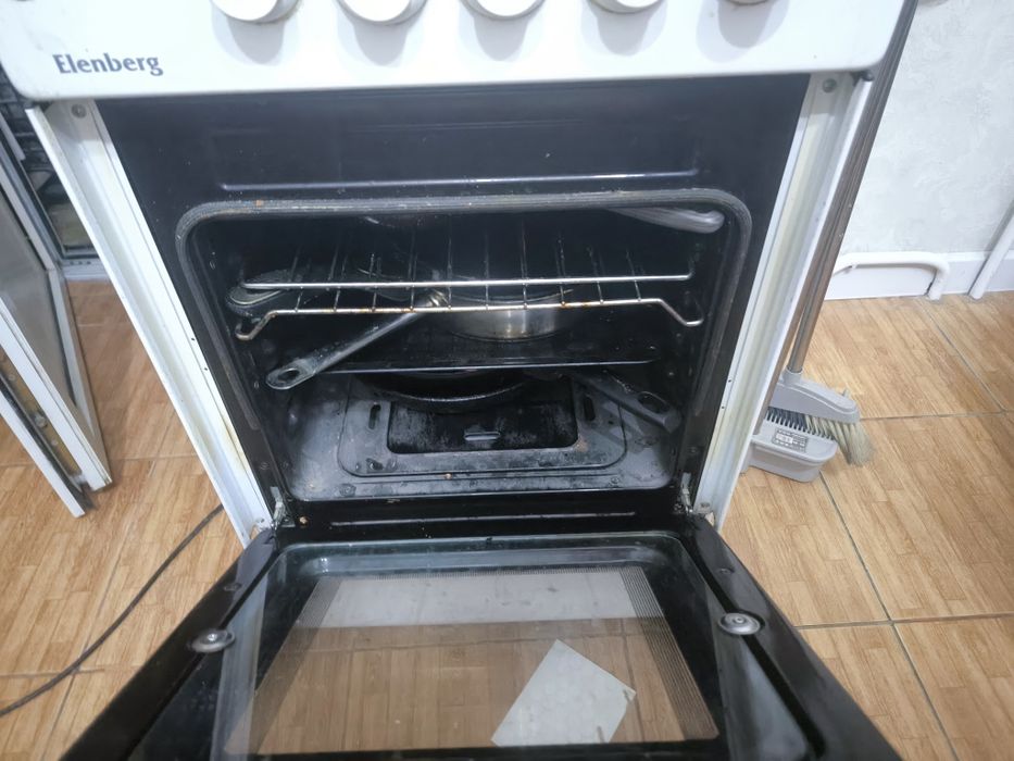 Газплита в отличном состоянии.