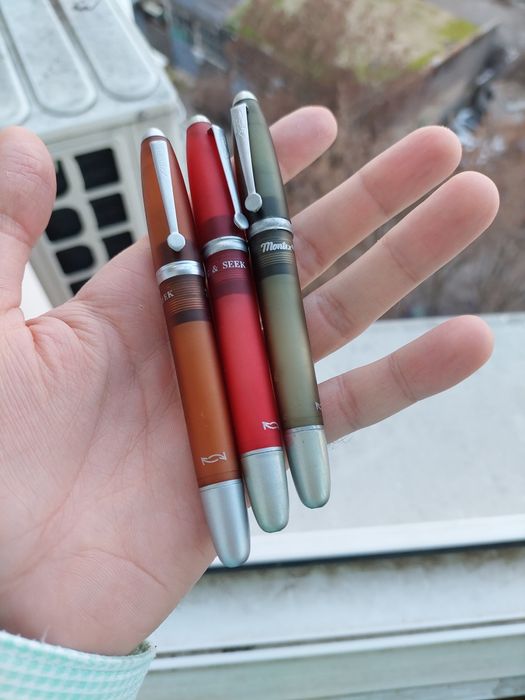 Stilouri retractabile Montex hide and seek