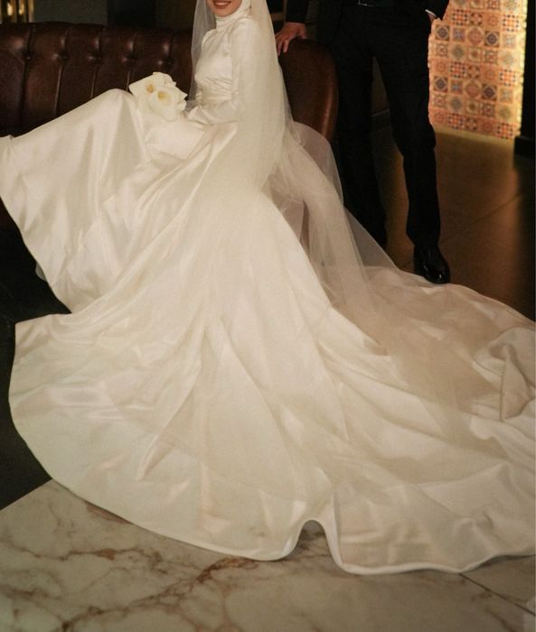 Свадебное платье в отличном состоянии