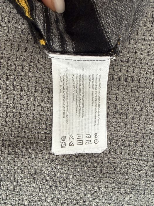 Комплект пуловери за момче Mayoral и H&M размер 7г - 122 см- отлични