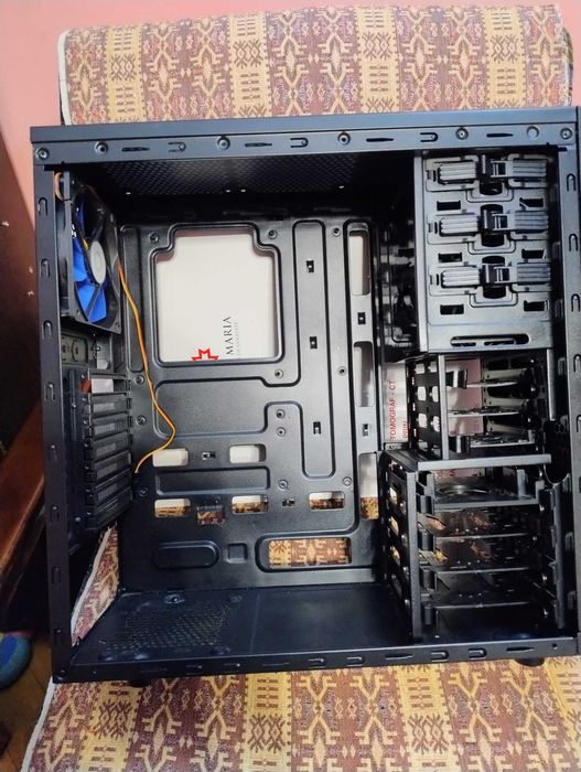 Vand carcasa PC DeepCool