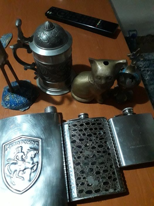 Cantar apicol,bacuri menghina,panza circular,roti banzic,capace dacai