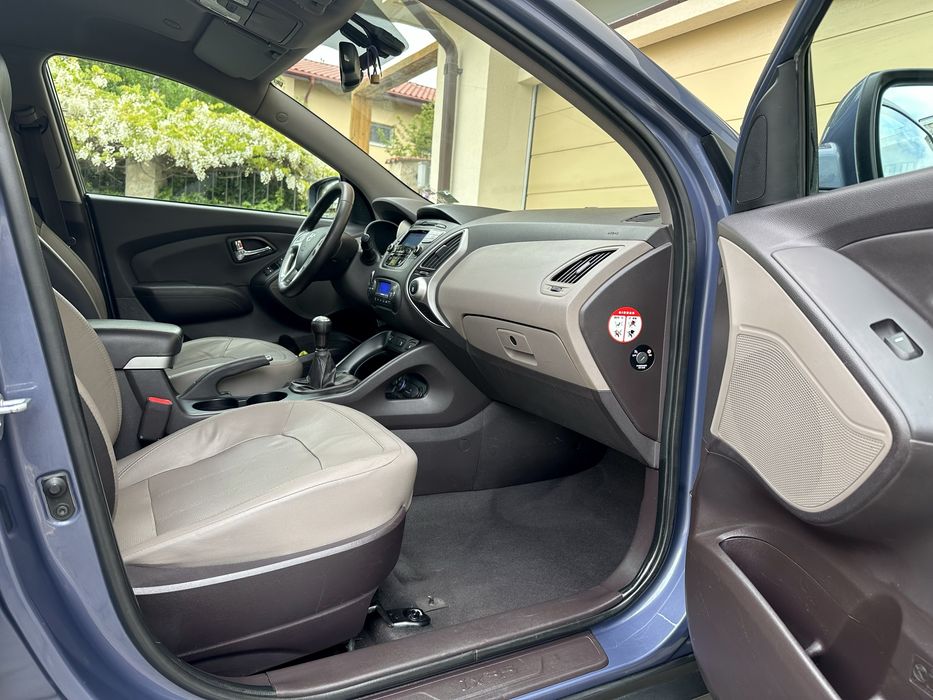 Hyundai IX35 2.0 Benzina 163CP 4x4 Pachet Premium Luxury