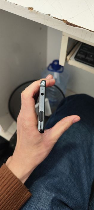 Mi 9T.     Ekrani tozza