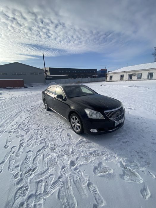 Тойота краун маджеста 200