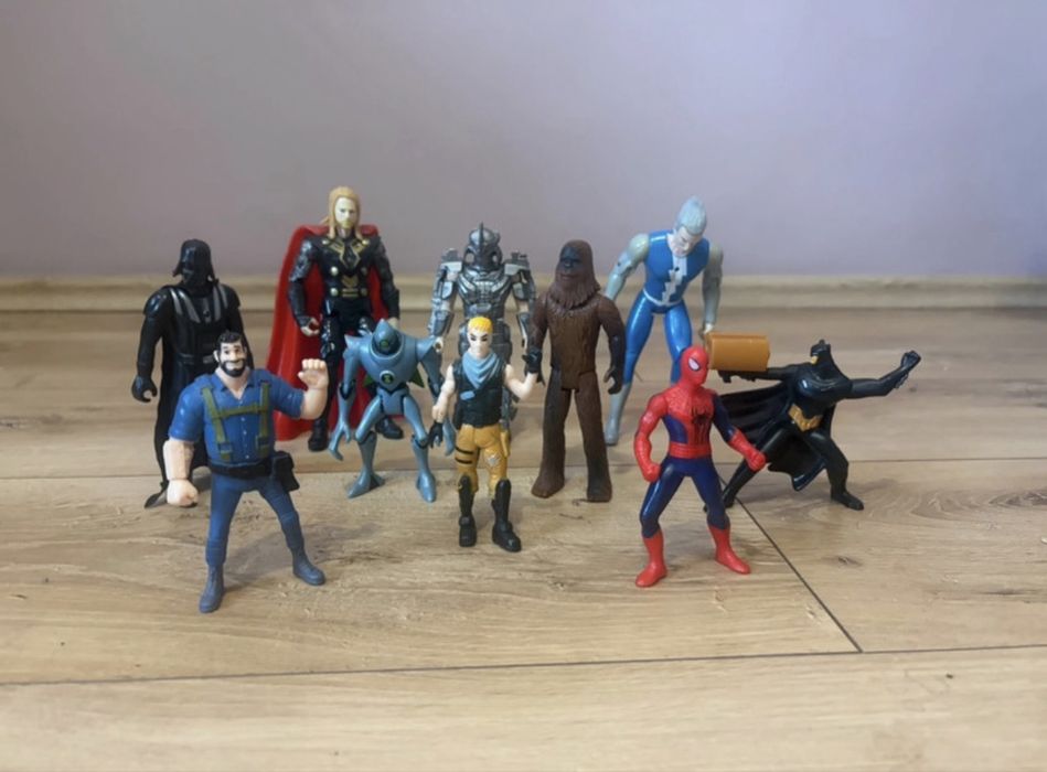 Lot 10 figurine supereroi Marvel DC Star Wars – Spider-Man, Thor, Batman, Darth Vader