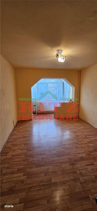 NOU! Ap. 3 cam., et.2, decom., zona Gara!