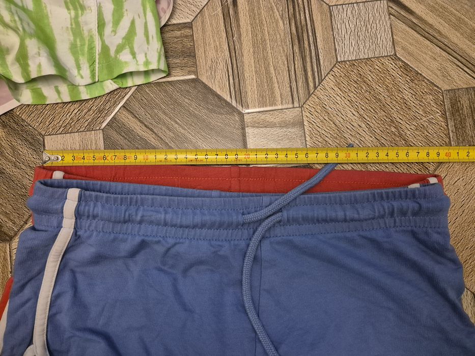 Ocazie Pantaloni scurti fetita 12-13 ani 5 perechi de firma, C&A, Terranova impecabili