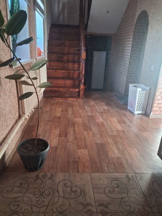 Продаётся коттедж  просторный и