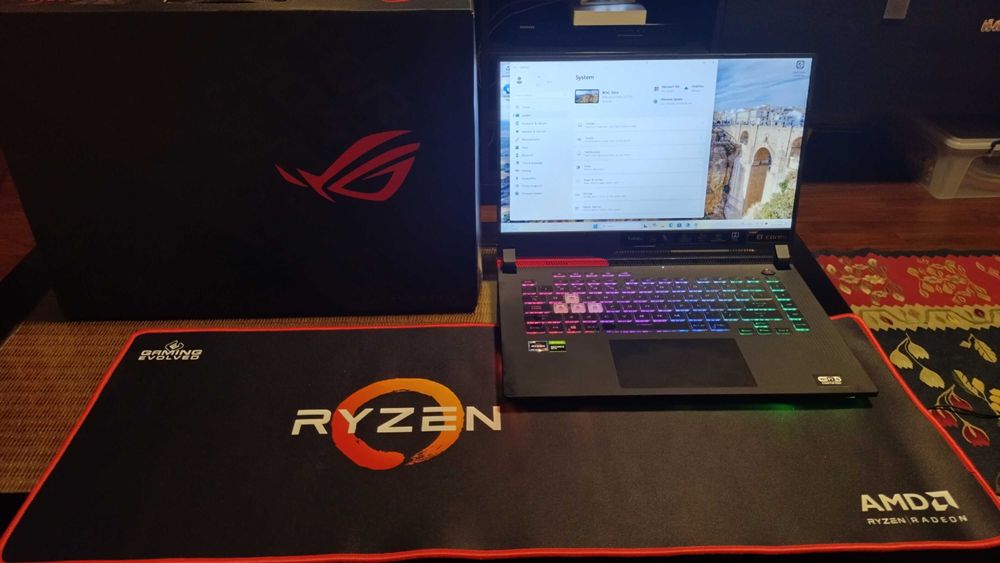 Laptop gaming Asus ROG Strix G15