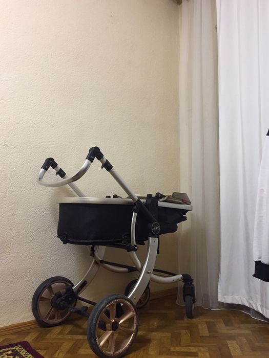 Коляска Aimile