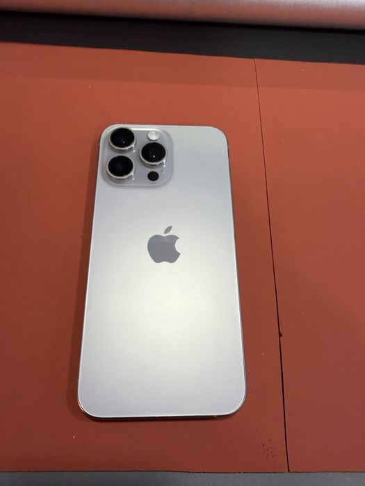 Iphone 15 pro max 256 88%