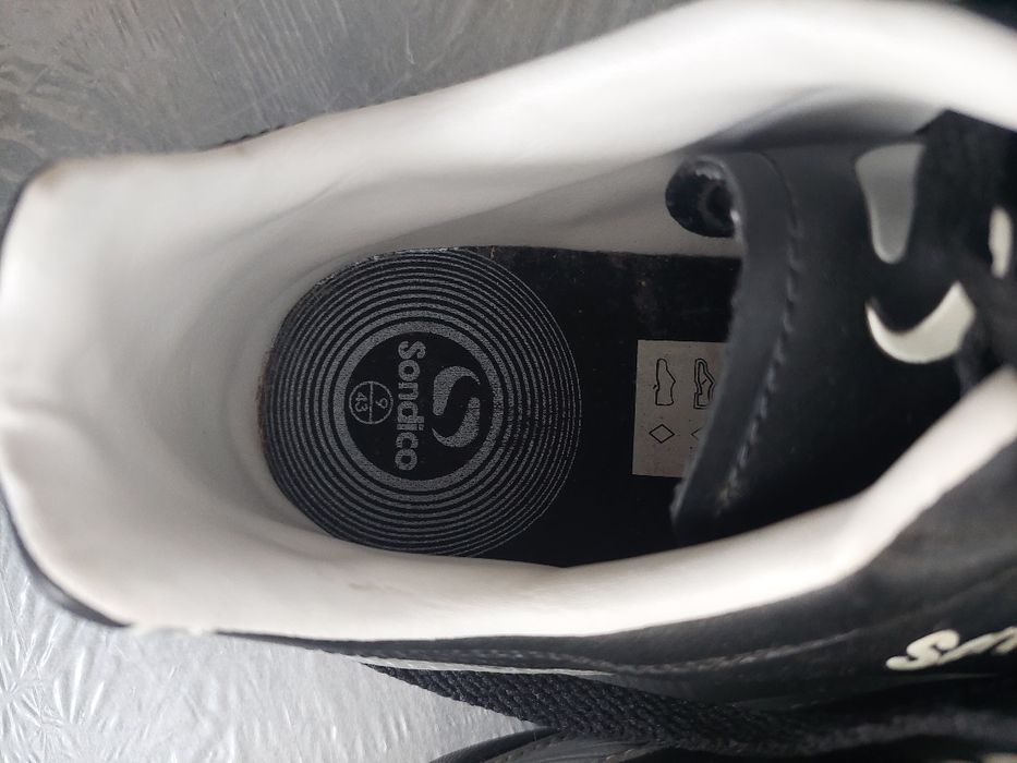 Бутонки + калеври