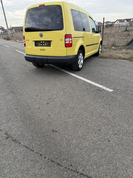 Vând  Volkswagen  Caddy  an 2012 ,06  Euro  5