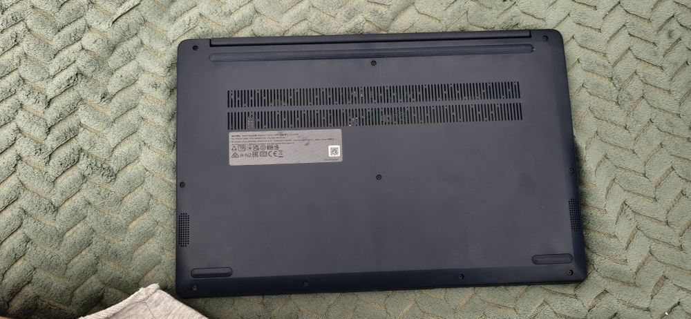 Laptop Lenovo ideapad 82r