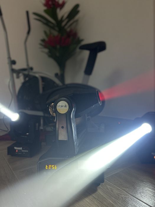 2 Moving-Head ~ Stairville MV250H , în stare bună!