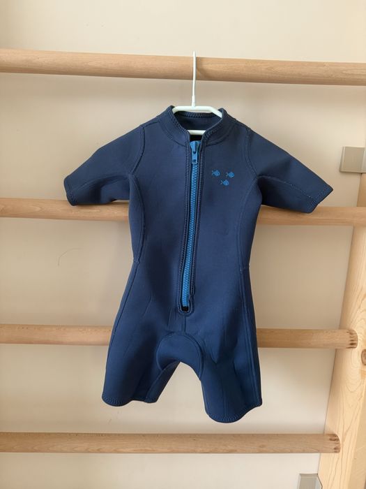 Продавам детски неопрен