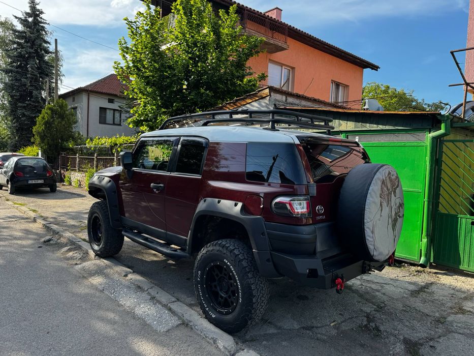 Затъмняване на автостъкла Претапициране на таван кори и колонки