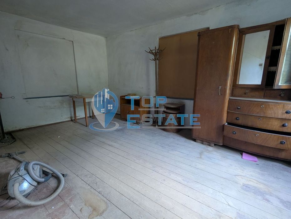 Продава се Къща в с. Поликраище, Област Велико Търново - 90 кв.м за 386 €/кв.м - Снимка #3