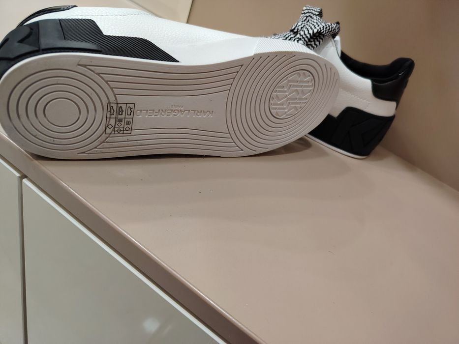 Кецове и чехли чисто нови