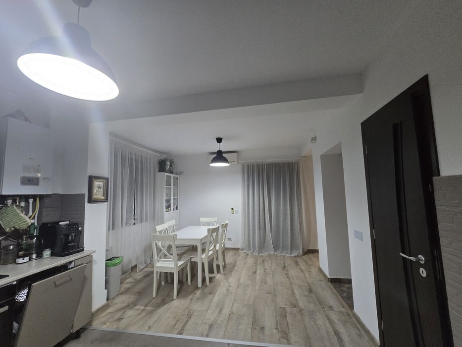 Vand casa in Bucium zona Plopii fara Sot / Accept unele variante.