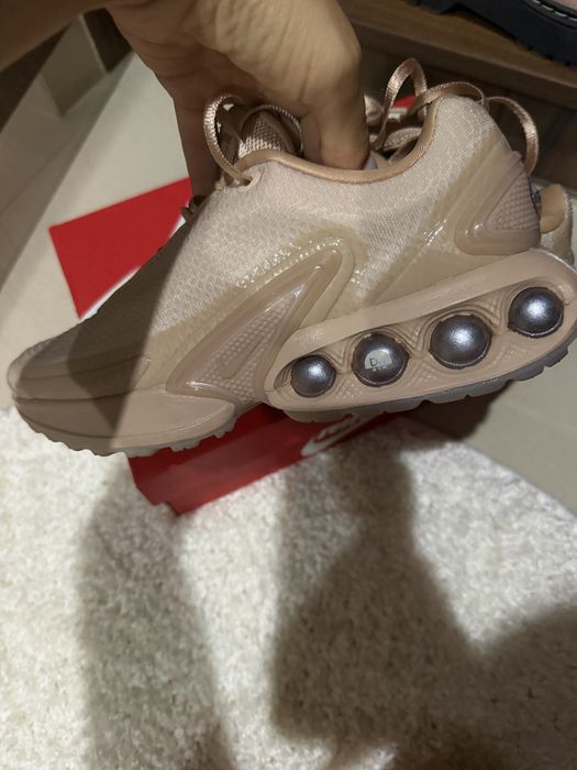 Дамски маратонки Nike air max Dn