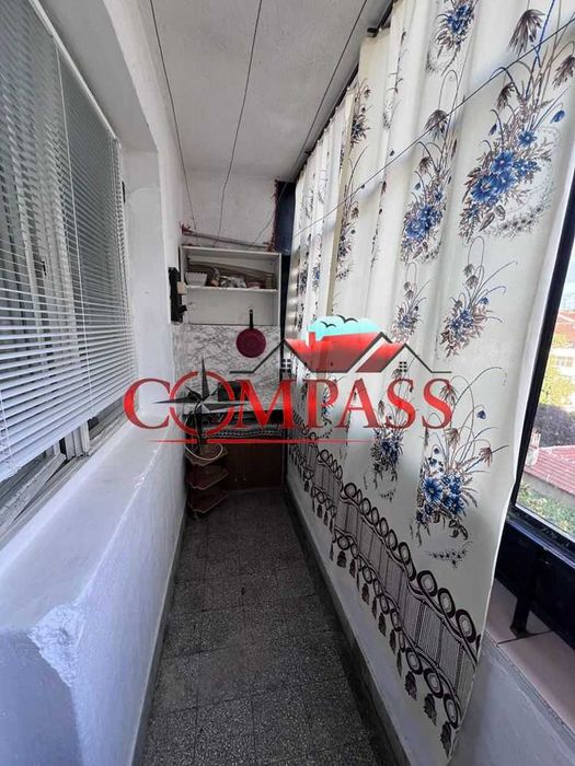 Продава се Едностаен апартамент в Ямбол, Център - 44 кв.м за 1100 €/кв.м - Снимка #13